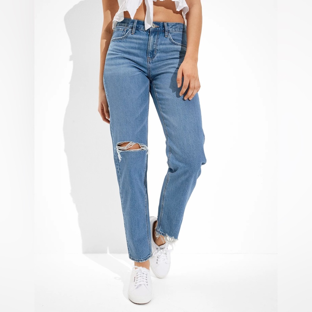 American Eagle x The Jeans Redesign Ripped 90s Straight Jeans 14 Classic Blue